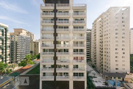 Apartamento à venda com 75m², 2 quartos e 1 vagaVista