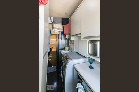 Apartamento à venda com 75m², 2 quartos e 1 vagaÁrea de Serviço