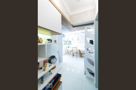 Apartamento à venda com 75m², 2 quartos e 1 vagaCorredor