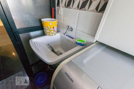 Apartamento à venda com 75m², 2 quartos e 1 vagaÁrea de Serviço
