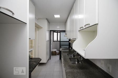 Apartamento à venda com 117m², 4 quartos e 3 vagasCozinha