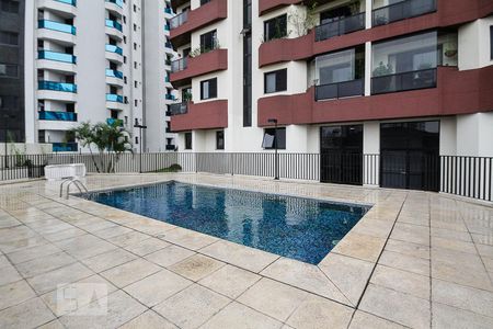 Apartamento à venda com 117m², 4 quartos e 3 vagasÁrea comum - Piscina