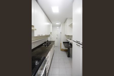 Apartamento à venda com 117m², 4 quartos e 3 vagasCozinha