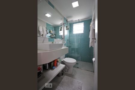 Apartamento para alugar com 70m², 3 quartos e 1 vagaBanheiro da suíte