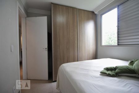 Quarto 1 de apartamento para alugar com 3 quartos, 70m² em Paraíso do Morumbi, São Paulo