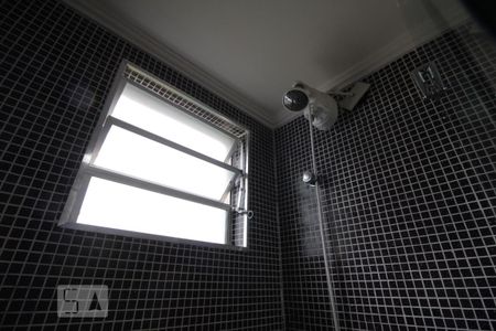 Apartamento para alugar com 70m², 3 quartos e 1 vagaChuveiro