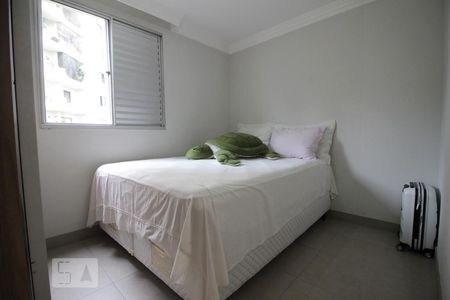 Quarto 1 de apartamento para alugar com 3 quartos, 70m² em Paraíso do Morumbi, São Paulo