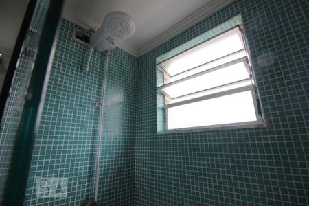 Apartamento para alugar com 70m², 3 quartos e 1 vagaChuveiro