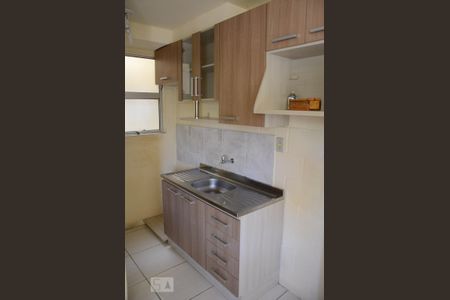 Apartamento à venda com 2 quartos, 40m² em Olaria, Canoas