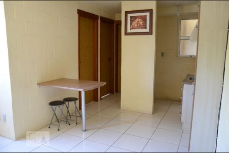 Apartamento à venda com 2 quartos, 40m² em Olaria, Canoas