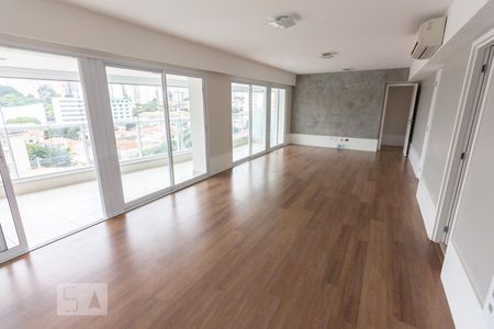 Apartamento para alugar com 141m², 3 quartos e 3 vagasSala