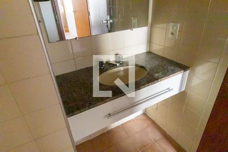 Banheiro de apartamento para alugar com 1 quarto, 60m² em Centro, Campinas