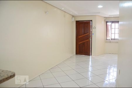 Casa para alugar com 100m², 2 quartos e 1 vaga