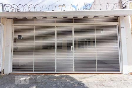 Casa à venda com 130m², 3 quartos e 2 vagasFachada 