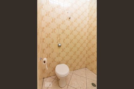 Banheiro  de casa à venda com 3 quartos, 130m² em Vila Lageado, São Paulo