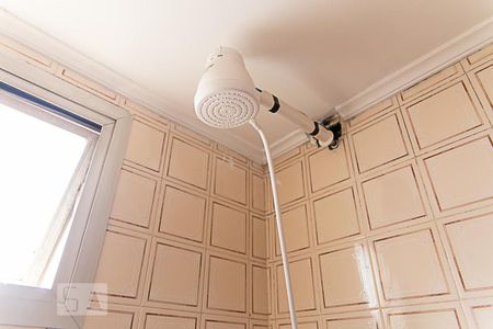 Apartamento à venda com 62m², 2 quartos e 1 vaga Apartamento à venda com 62m², 2 quartos e 1 vagaDetalhe do Banheiro