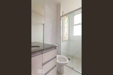 Apartamento para alugar com 83m², 3 quartos e 3 vagasBanheiro do Quarto 1