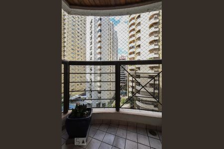 Apartamento para alugar com 77m², 2 quartos e 2 vagas Apartamento para alugar com 77m², 2 quartos e 2 vagasVaranda