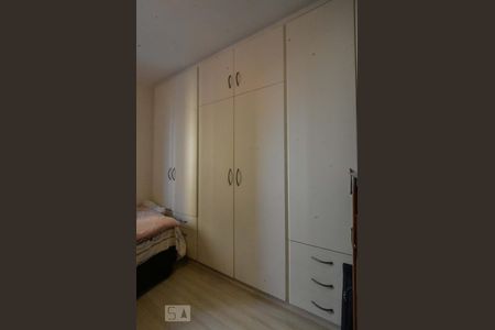 Apartamento para alugar com 77m², 2 quartos e 2 vagas Apartamento para alugar com 77m², 2 quartos e 2 vagasQuarto 02