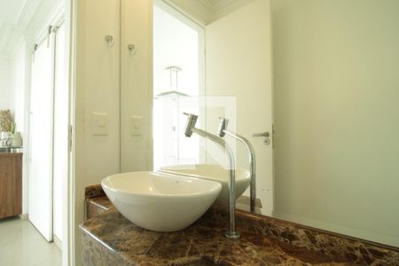 Lavabo de apartamento para alugar com 3 quartos, 147m² em Água Fria, São Paulo