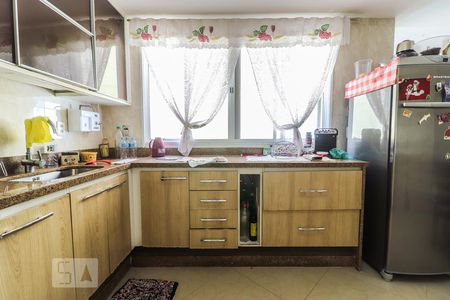 Casa de Condomínio para alugar com 3 quartos, 300m² em Anil, Rio de Janeiro