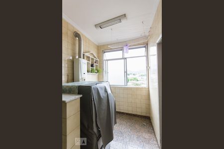 Apartamento à venda com 136m², 2 quartos e 1 vagaCozinha e Área de Serviço