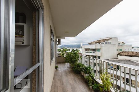 Varanda Sala e Suíte de apartamento à venda com 2 quartos, 136m² em Taquara, Rio de Janeiro