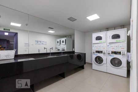 Apartamento para alugar com 70m², 2 quartos e 1 vaga Apartamento para alugar com 70m², 2 quartos e 1 vagaÁrea comum - Lavanderia