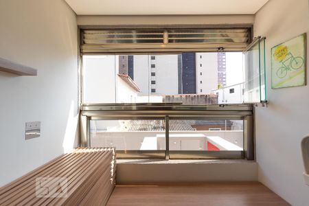 Apartamento para alugar com 70m², 2 quartos e 1 vaga Apartamento para alugar com 70m², 2 quartos e 1 vagaVaranda