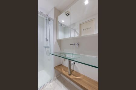 Apartamento para alugar com 70m², 2 quartos e 1 vaga Apartamento para alugar com 70m², 2 quartos e 1 vagaBanheiro
