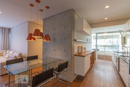 Apartamento para alugar com 70m², 2 quartos e 1 vaga Apartamento para alugar com 70m², 2 quartos e 1 vagaCozinha