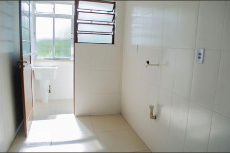 Cozinha  de apartamento para alugar com 1 quarto, 42m² em Protásio Alves, Porto Alegre