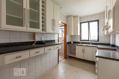 Apartamento à venda com 98m², 3 quartos e 2 vagasCozinha