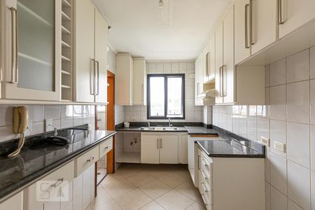 Apartamento à venda com 98m², 3 quartos e 2 vagasCozinha