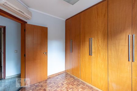 Apartamento à venda com 98m², 3 quartos e 2 vagasQuarto 3