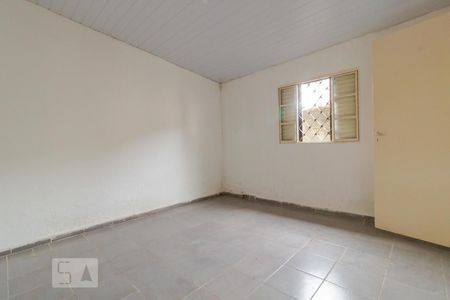 Quarto de casa para alugar com 1 quarto, 42m² em Novo Taquaral, Campinas