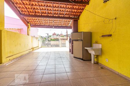 Casa para alugar com 300m², 4 quartos e 2 vagasQuintal