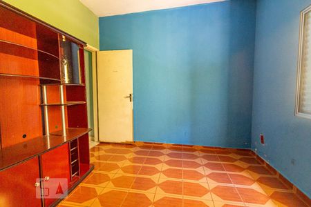 Quarto 2 de casa para alugar com 4 quartos, 300m² em Santo Antônio, Osasco