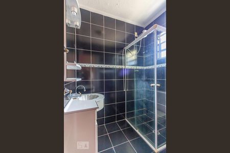 Banheiro da Suite 1 de casa para alugar com 4 quartos, 300m² em Santo Antônio, Osasco