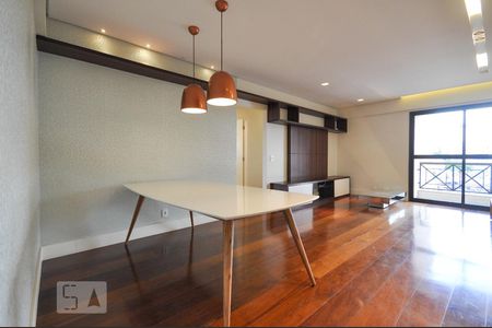 Apartamento para alugar com 74m², 2 quartos e 1 vagaSala