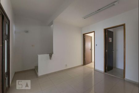 1o. Andar - Sala de casa à venda com 3 quartos, 200m² em Vila Mariana, São Paulo