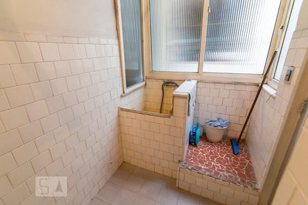 Apartamento à venda com 70m², 2 quartos e sem vagaÁrea de Serviço