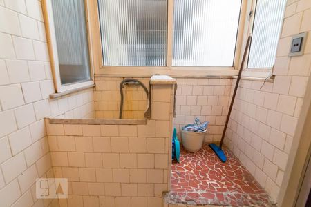 Apartamento à venda com 70m², 2 quartos e sem vagaÁrea de Serviço
