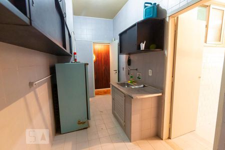 Apartamento à venda com 70m², 2 quartos e sem vagaCozinha