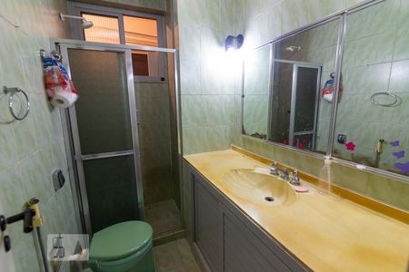 Apartamento à venda com 70m², 2 quartos e sem vagaBanheiro