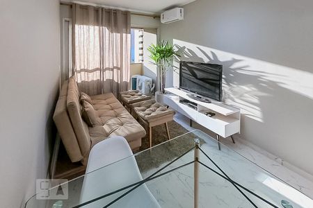 Apartamento para alugar com 35m², 1 quarto e 1 vagaSala