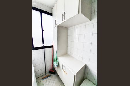 Apartamento para alugar com 64m², 3 quartos e 2 vagasArmários lavanderia 