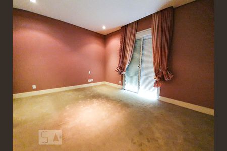 Casa à venda com 685m², 5 quartos e 8 vagasSuíte 3