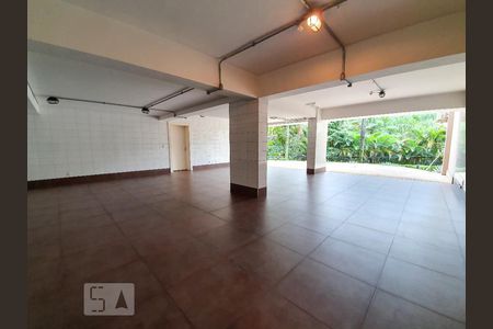 Casa à venda com 685m², 5 quartos e 8 vagasGaragem