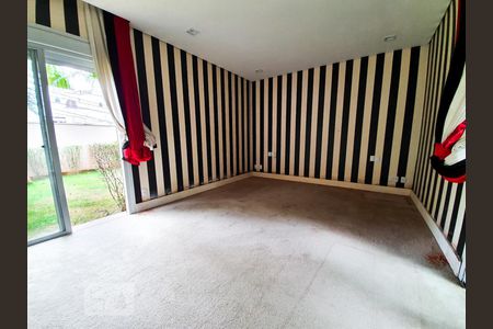 Casa à venda com 685m², 5 quartos e 8 vagasSuíte 4